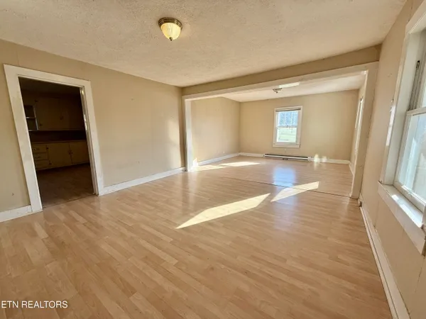 $225,000 | 8259 Corryton Luttrell Road, Plainview, TN 37721