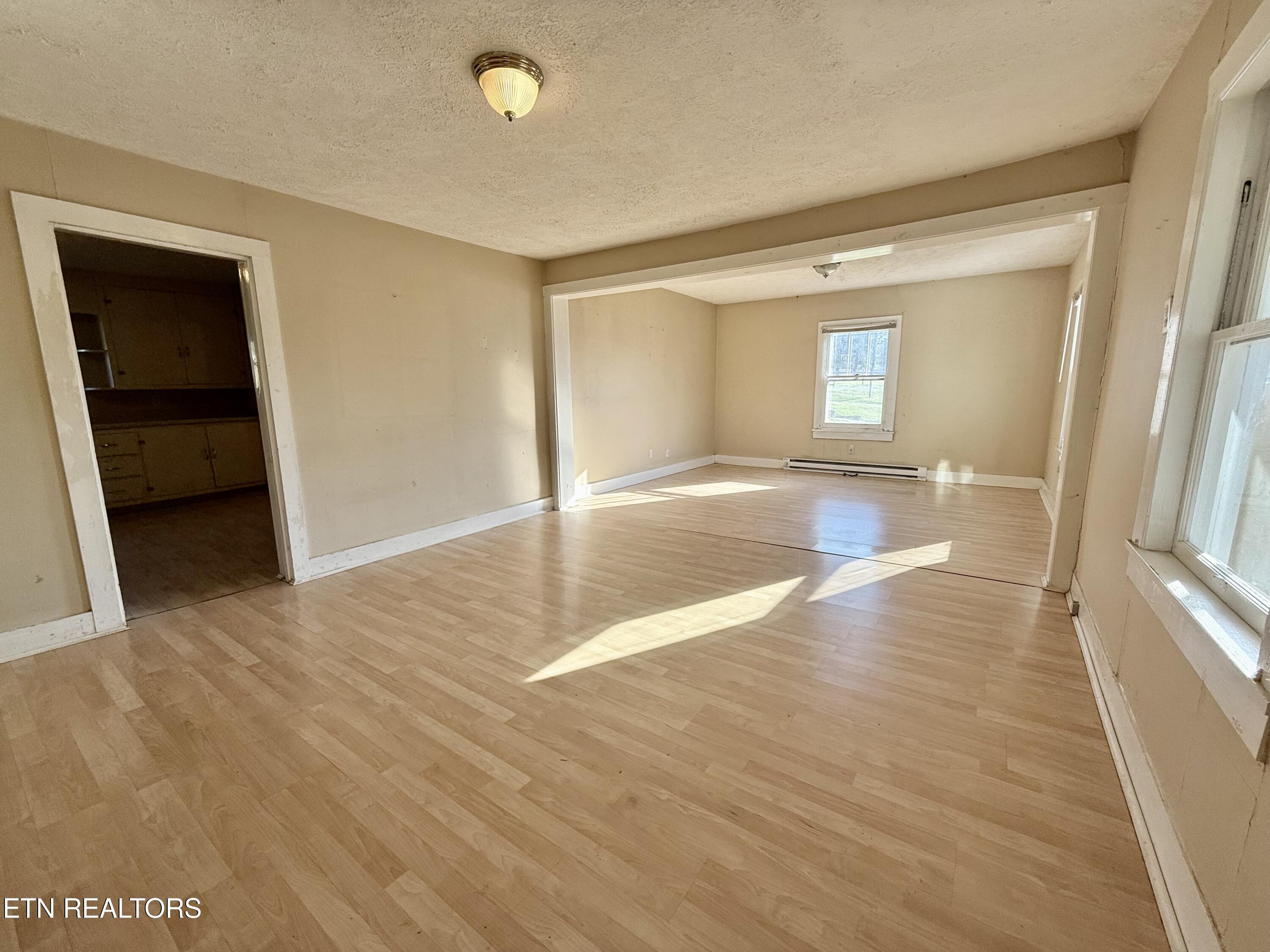 8259 Corryton Luttrell Road Plainview, TN 37721 - Photo 4 of 16 C7315C60-80EE-4D0B-8F36-433B54825FAF_1_2