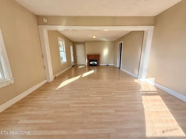 $225,000 | 8259 Corryton Luttrell Road, Plainview, TN 37721