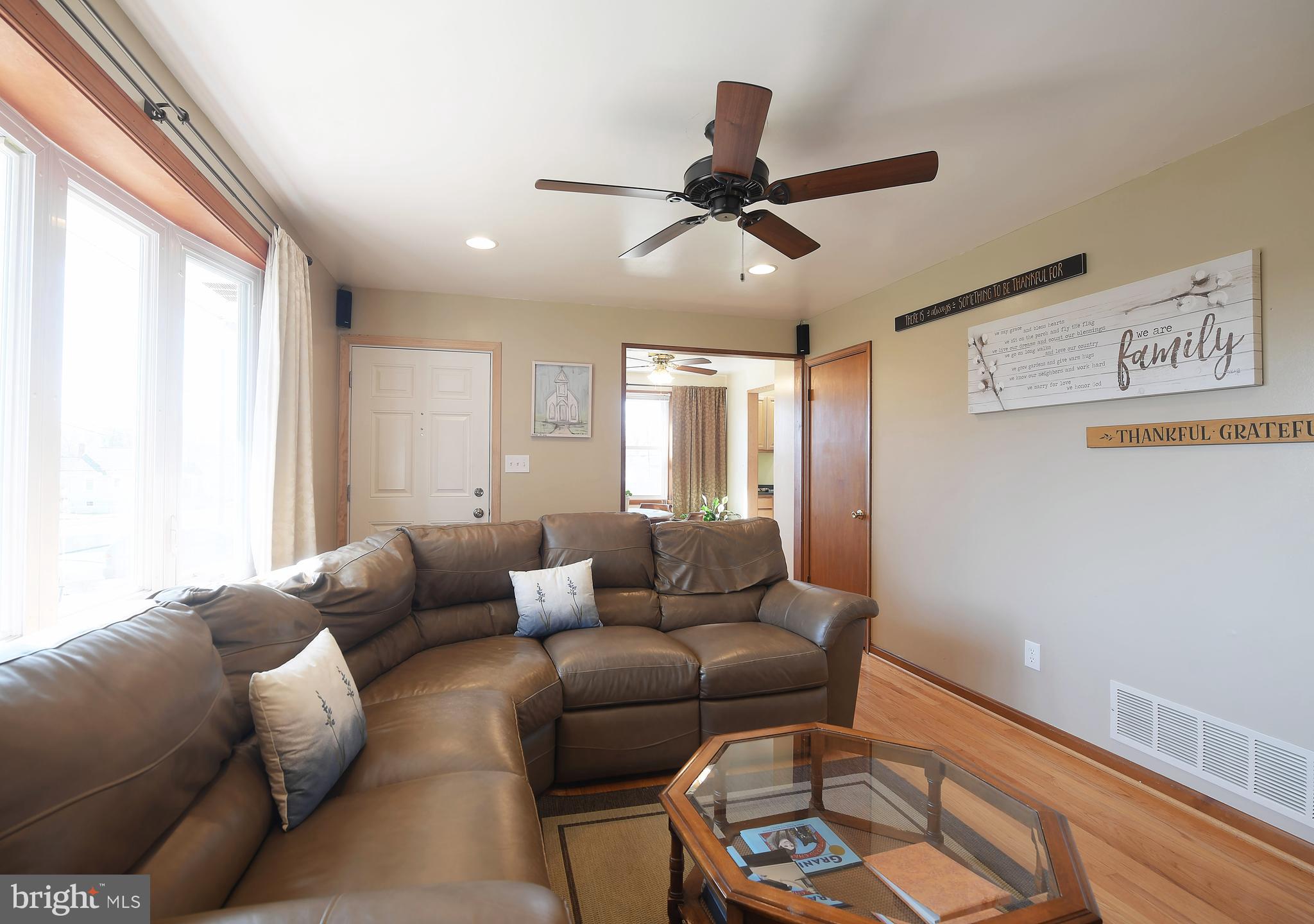 3224 Acton Road Baltimore, MD 21234 - Photo 10 of 27