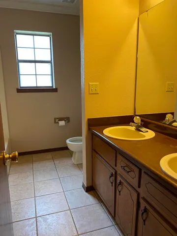 $1,200 | 2912 Crescent Street, Unit B, Crestview, FL 32539