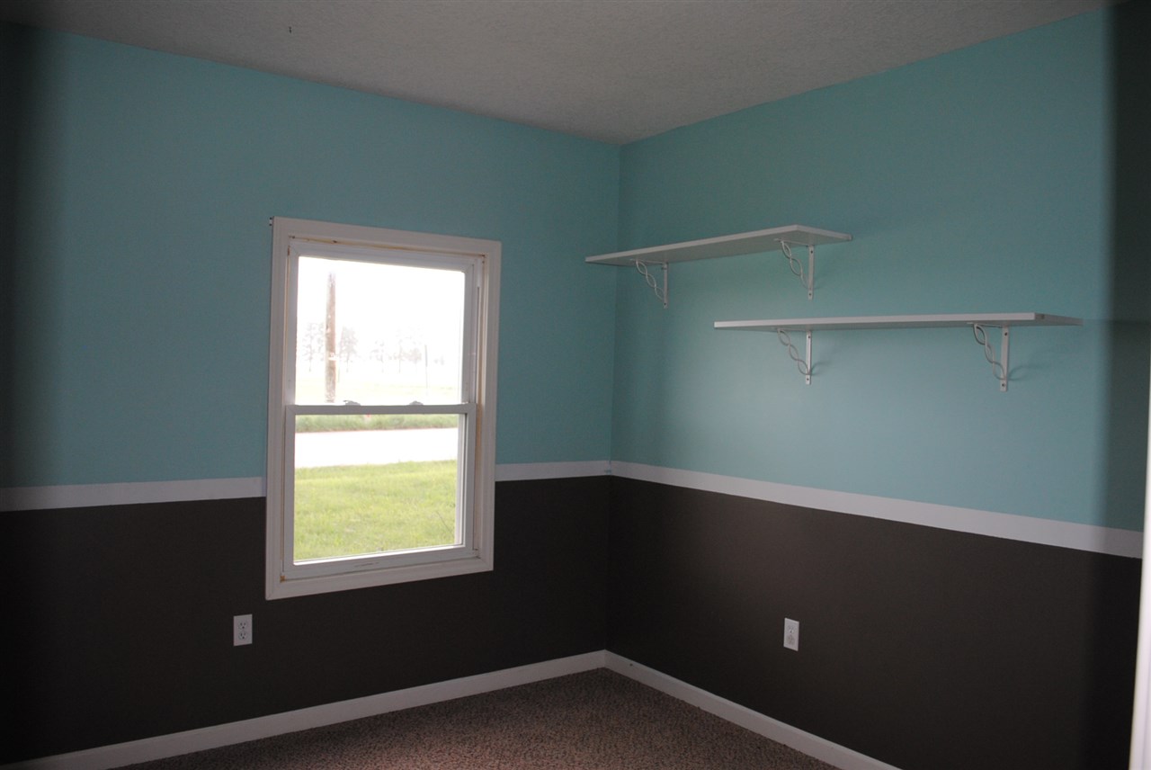 7827 Leesburg Road Fort Wayne, IN 46818 - Photo 12 of 23