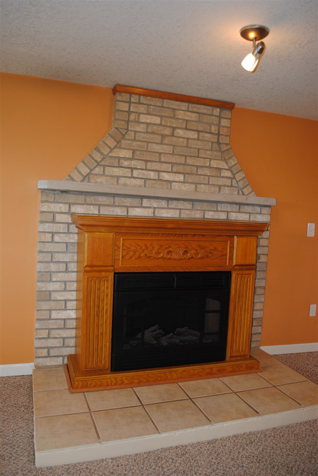 7827 Leesburg Road Fort Wayne, IN 46818 - Photo 13 of 23