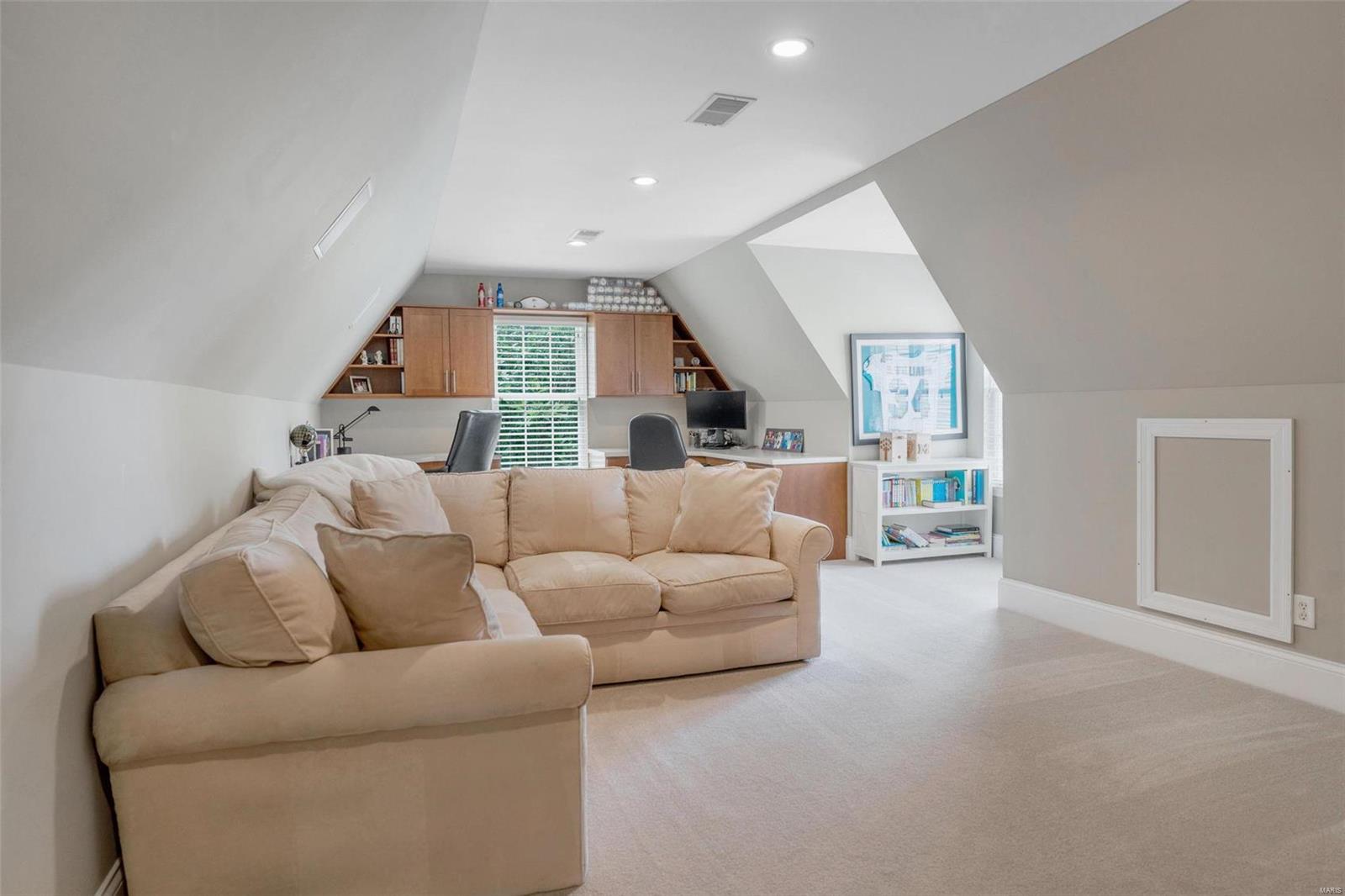 3 Faron Hill Road St. Louis, MO 63141 - Photo 35 of 44 Gallery Image 35