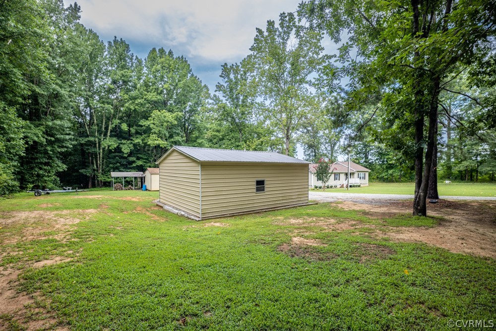 1327 Poplar Lawn Road Blackstone, VA 23824 - Photo 12 of 27 Gallery Image 12