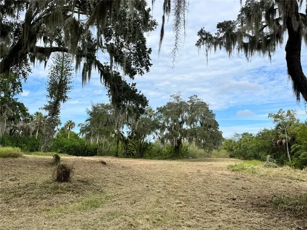 $3,000 | 6715 16th Avenue East, Palmetto, FL 34221