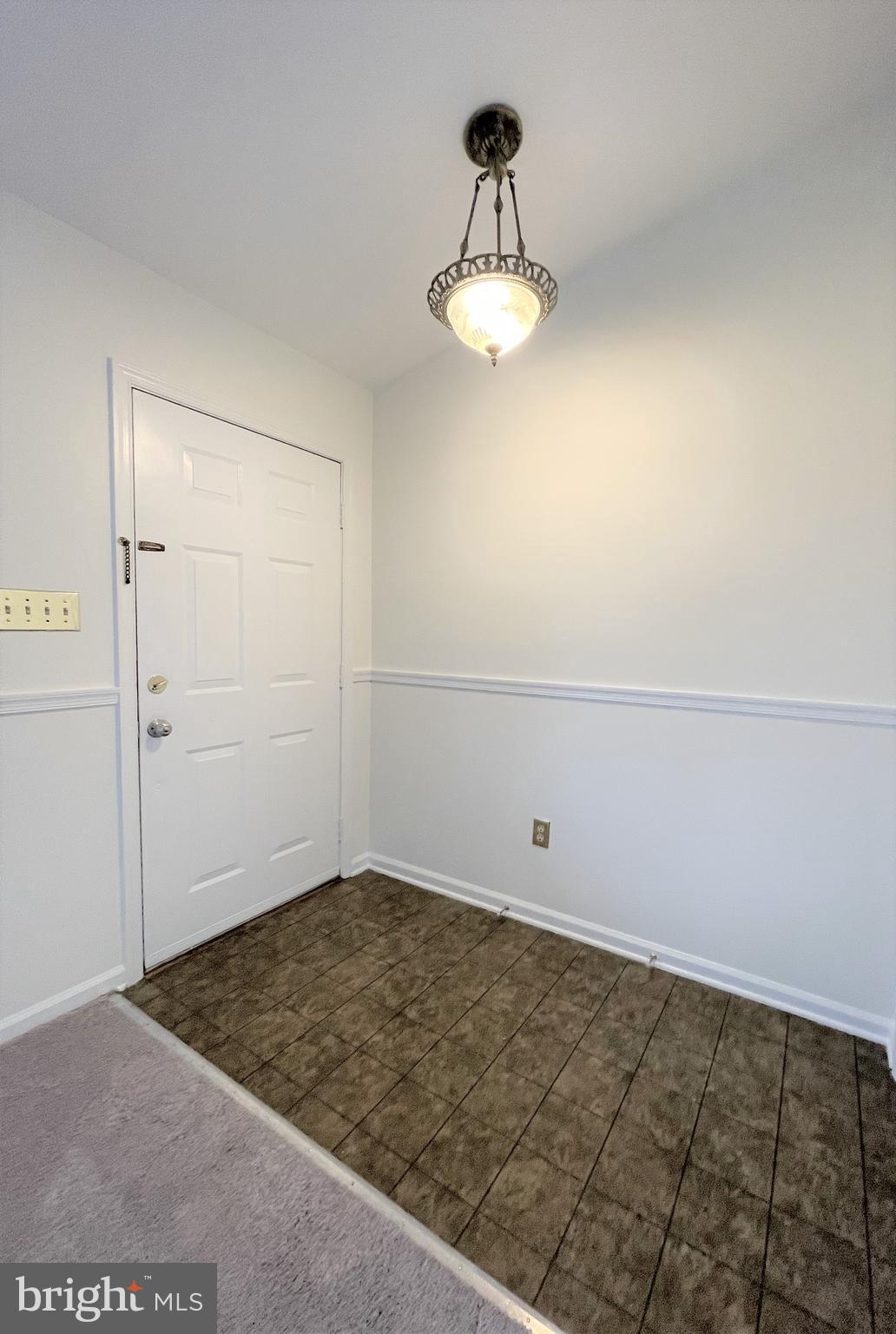 5109 Sumerduck Road Sumerduck, VA 22742 - Photo 3 of 24