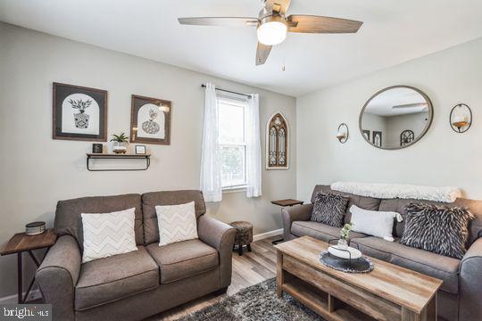1144 Berkley Road Gibbstown, NJ 08027 - Photo 6 of 36