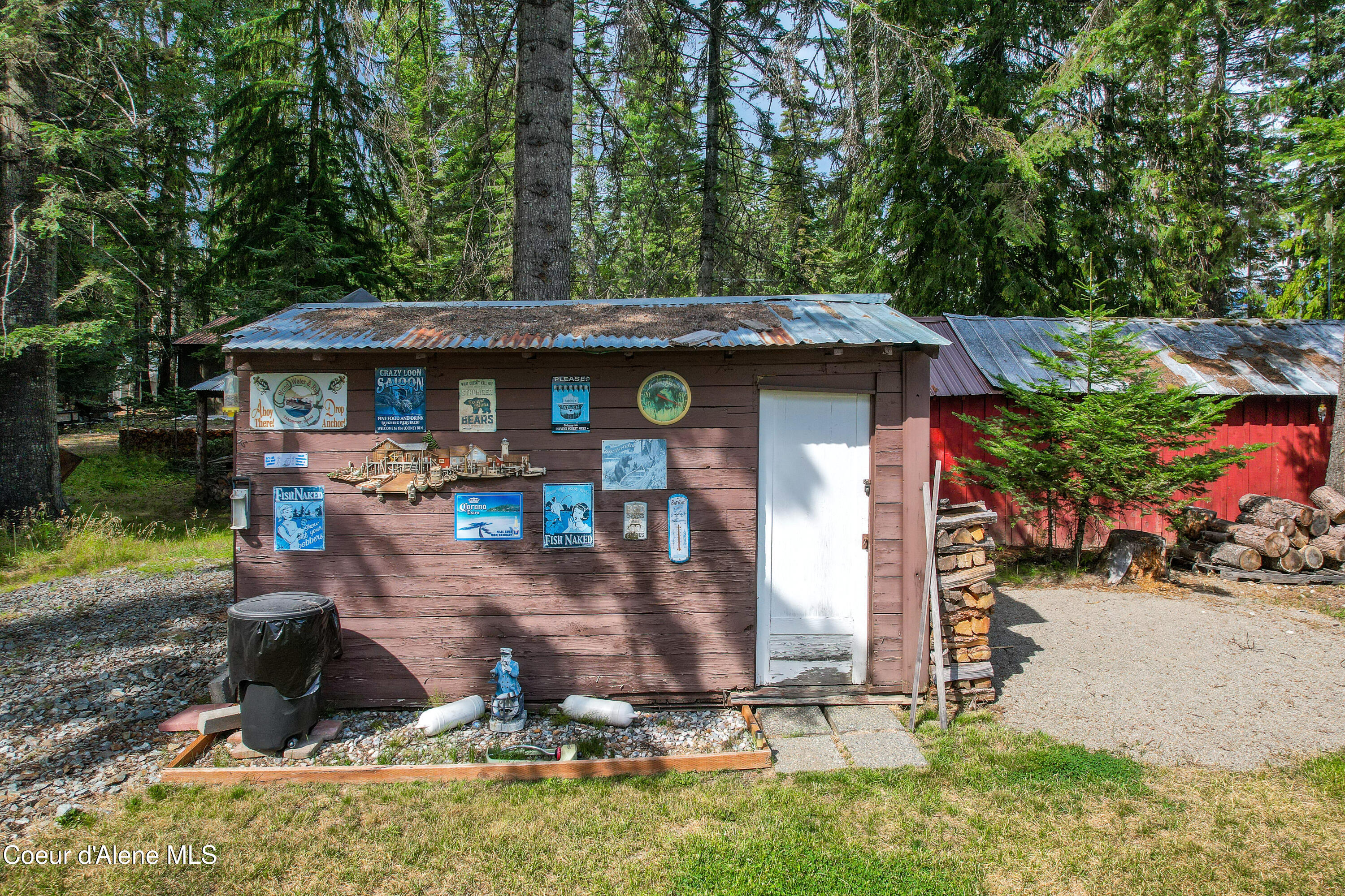 212 South Granite Bay Road Nordman, ID 83848 - Photo 10 of 41 Cabin
