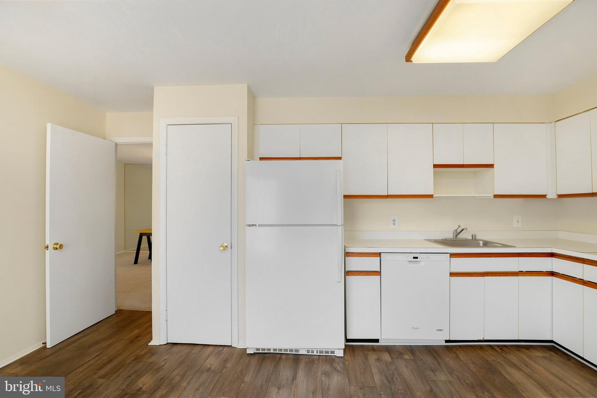 3011 Fallstaff Road, Unit 504A Baltimore, MD 21209 - Photo 7 of 34