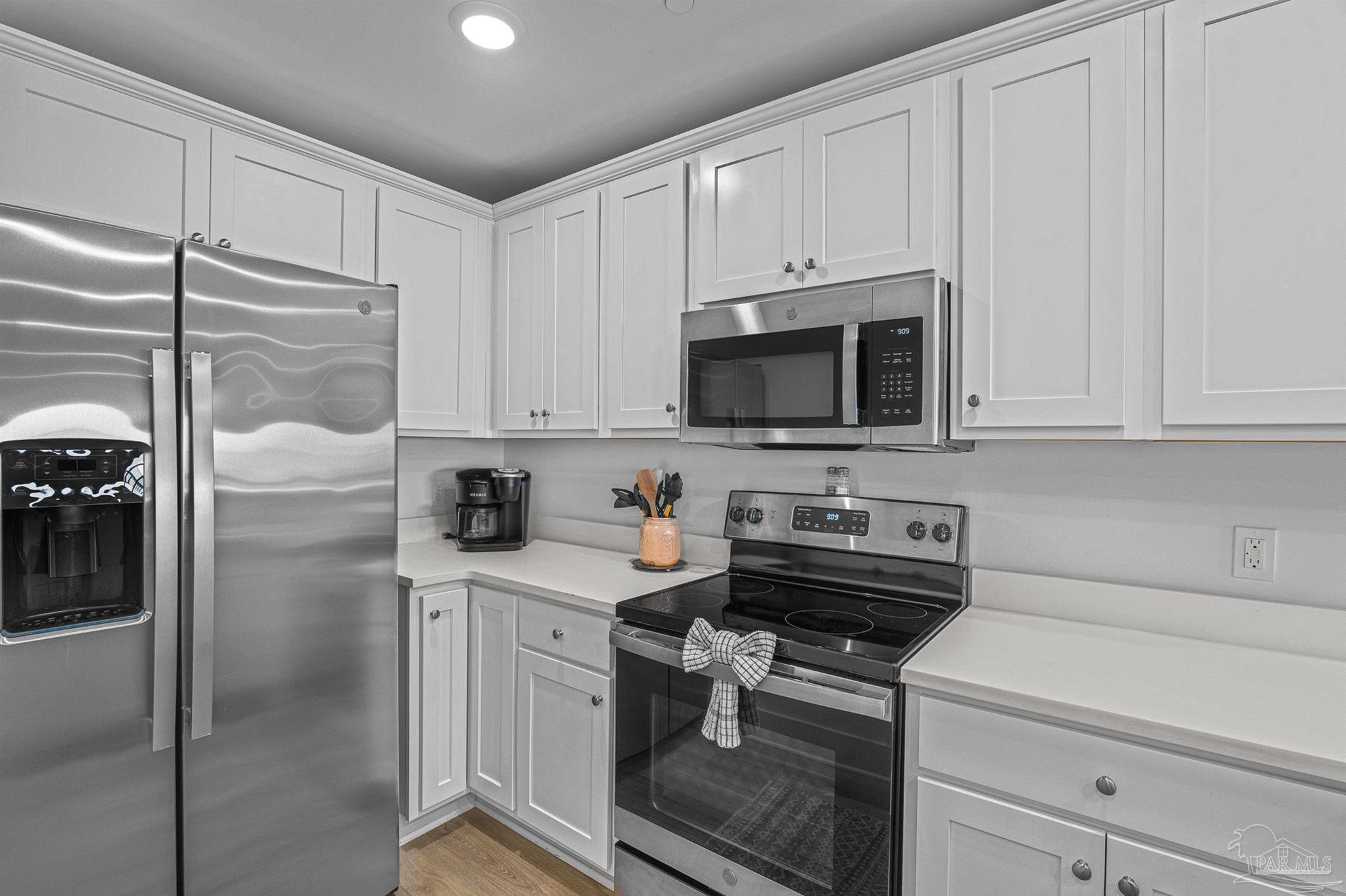 16144 Innerarity Point Road Pensacola, FL 32507 - Photo 15 of 51 Gallery Image 15