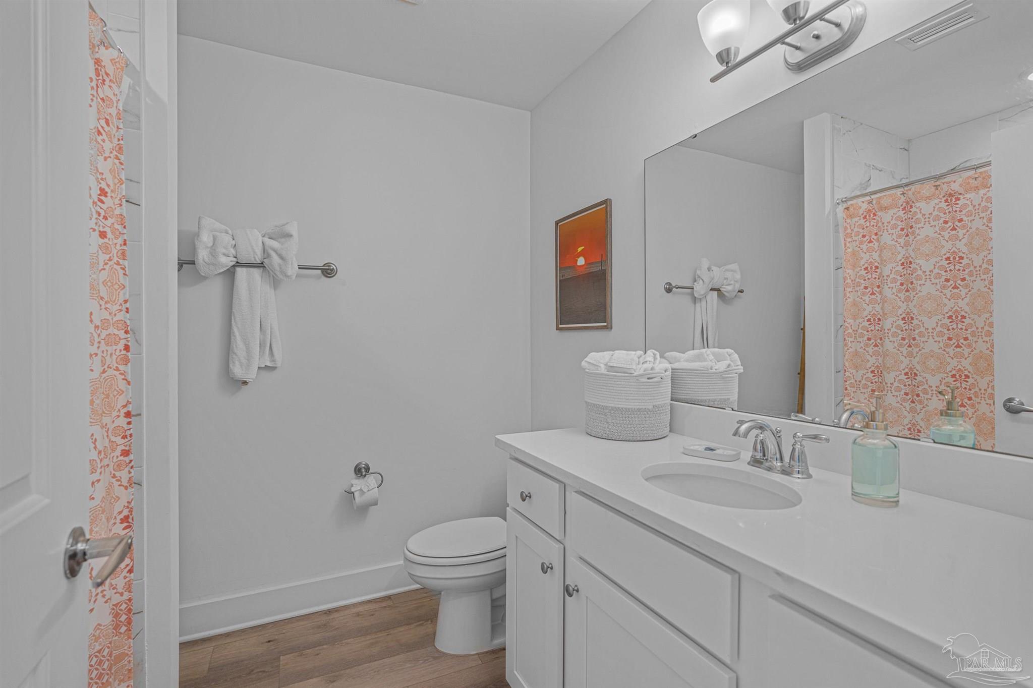 16144 Innerarity Point Road Pensacola, FL 32507 - Photo 32 of 51 Gallery Image 32