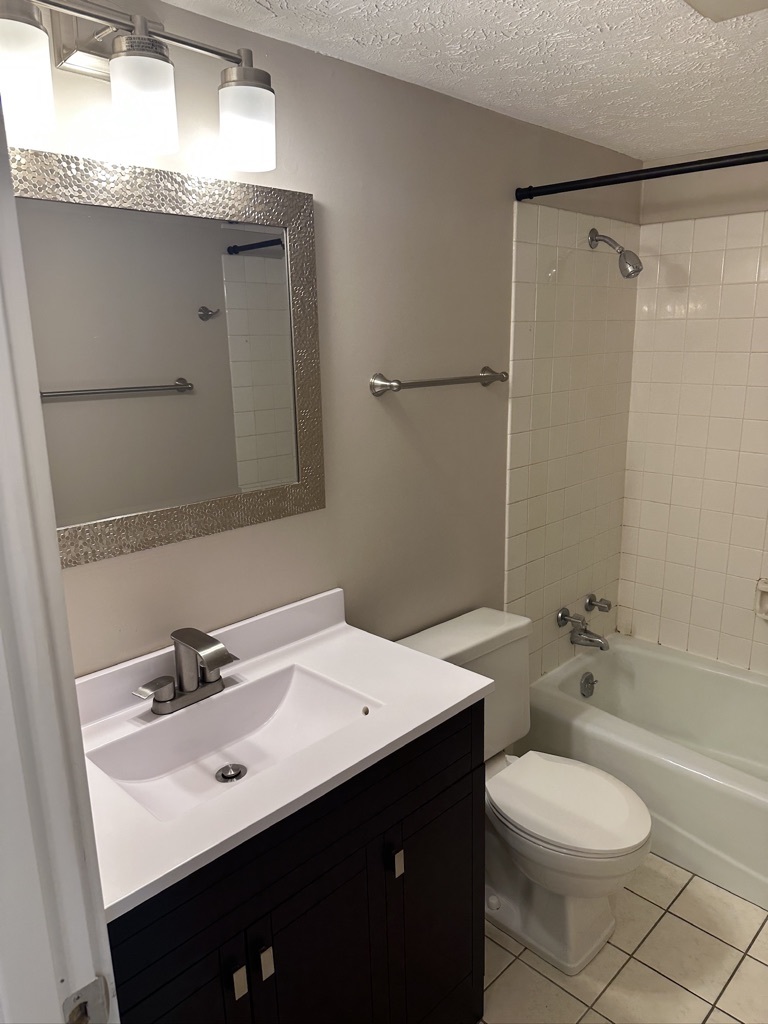 712 North Golfcrest Road Normal, IL 61761 - Photo 28 of 86