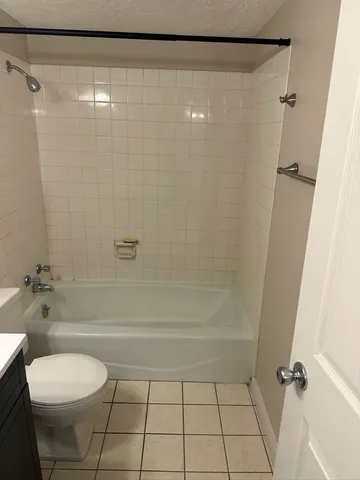 $762,500 | 712 North Golfcrest Road, Normal, IL 61761