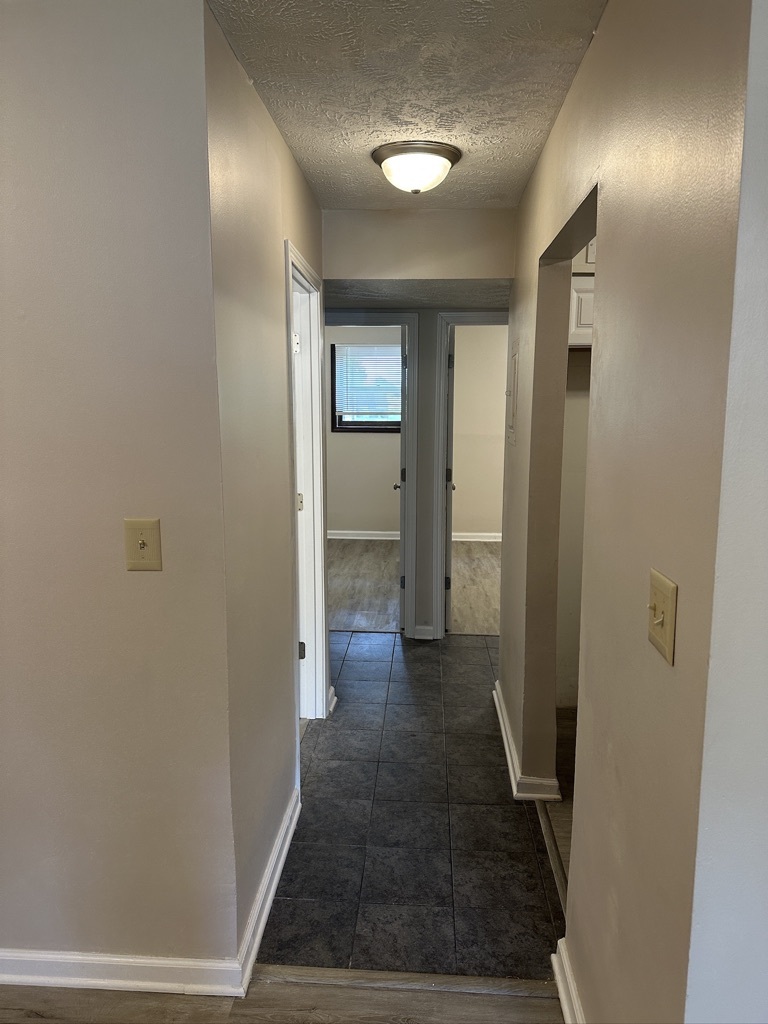 712 North Golfcrest Road Normal, IL 61761 - Photo 4 of 86