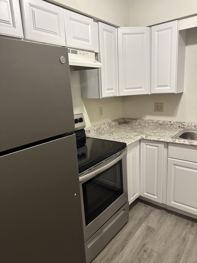 712 North Golfcrest Road Normal, IL 61761 - Photo 9 of 86