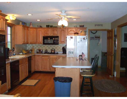 1001 Reed Street Warren, MA 01092 - Photo 8 of 19