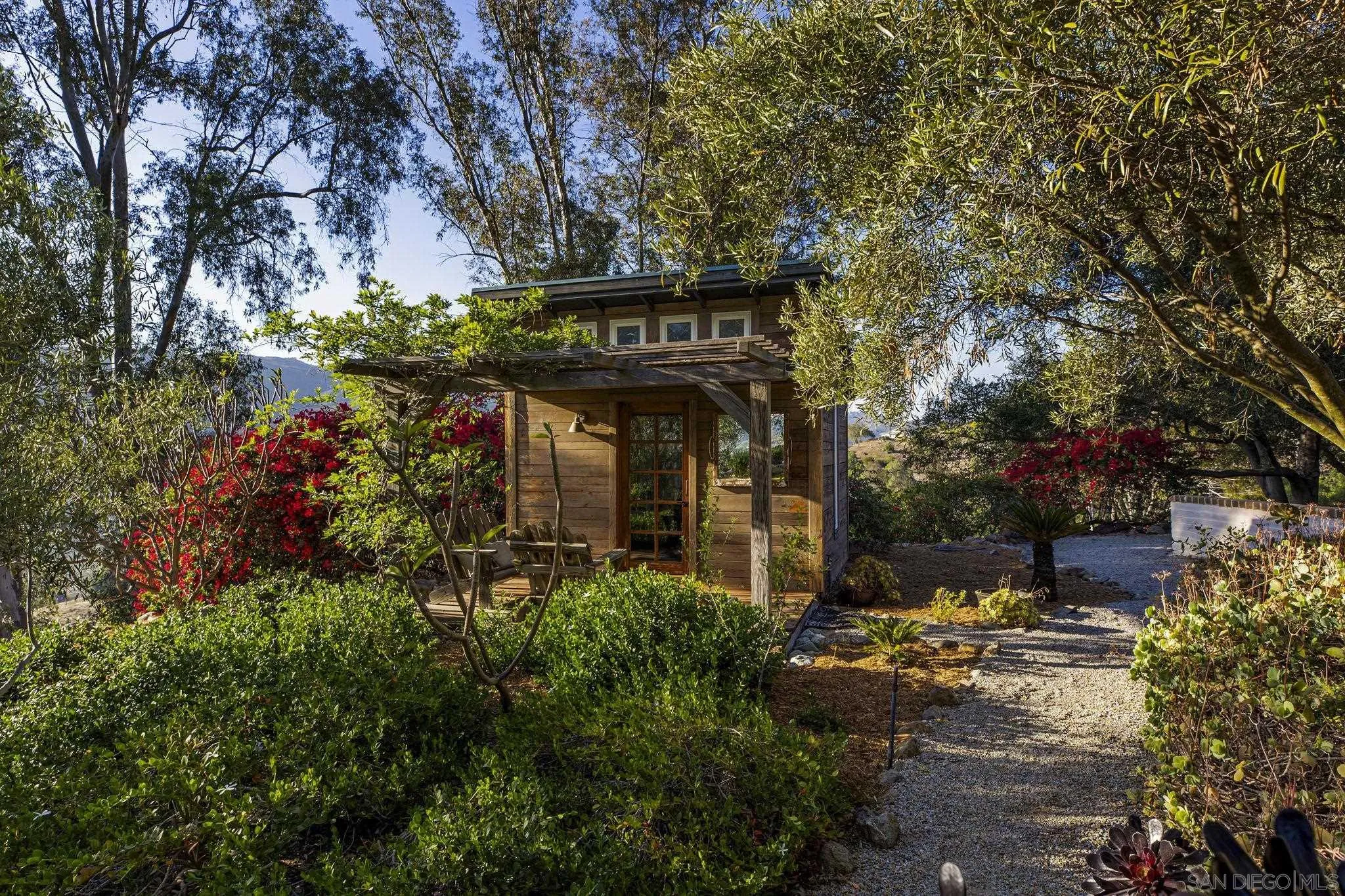 2825 Vista Del Rio Fallbrook, CA 92028 - Photo 31 of 55