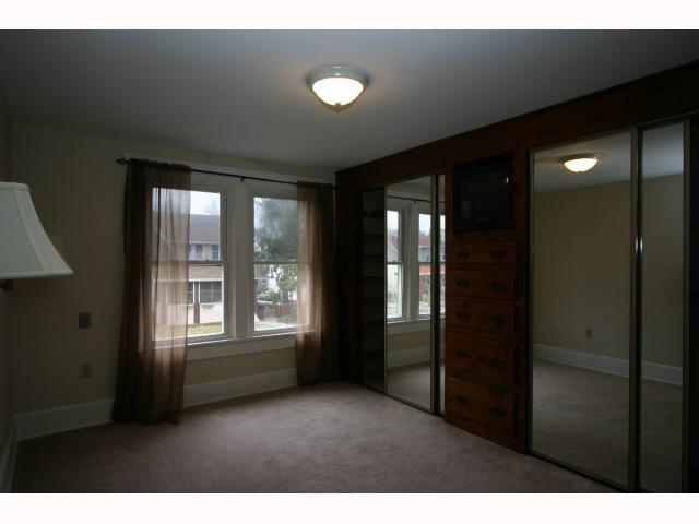 150 Crestview Road Columbus, OH 43202 - Photo 8 of 14