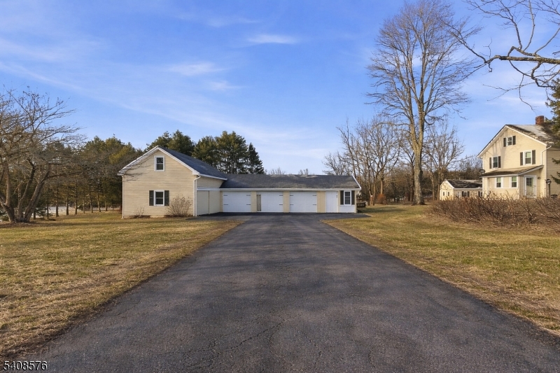 203 Johnsonburg Road Andover, NJ 07821 - Photo 4 of 42