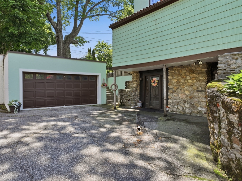 32 Terrace Drive Worcester, MA 01609 - Photo 31 of 42