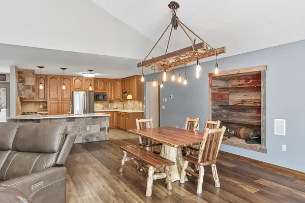 $699,900 | 831 Island Baraboo Wi 53913, Baraboo, WI 53913