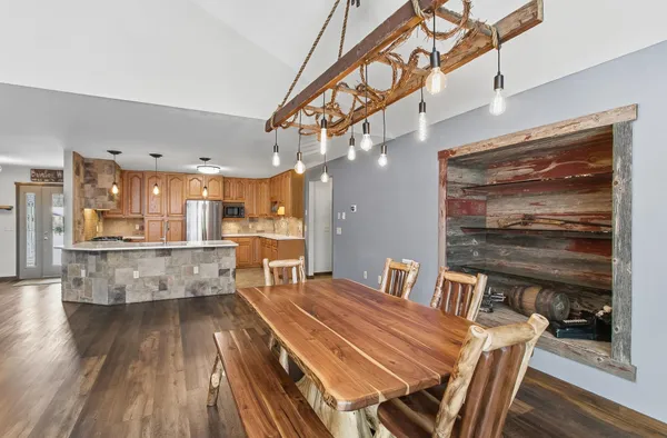 $699,900 | 831 Island Baraboo Wi 53913, Baraboo, WI 53913