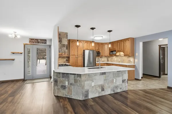 $699,900 | 831 Island Baraboo Wi 53913, Baraboo, WI 53913