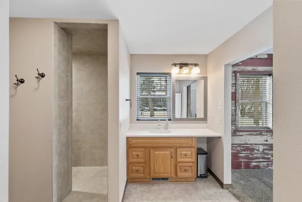 $699,900 | 831 Island Baraboo Wi 53913, Baraboo, WI 53913