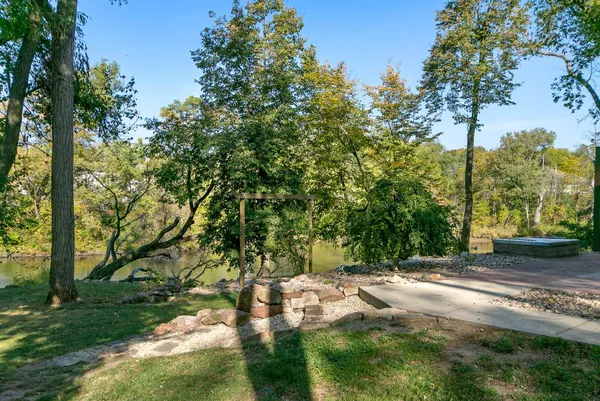 $699,900 | 831 Island Baraboo Wi 53913, Baraboo, WI 53913