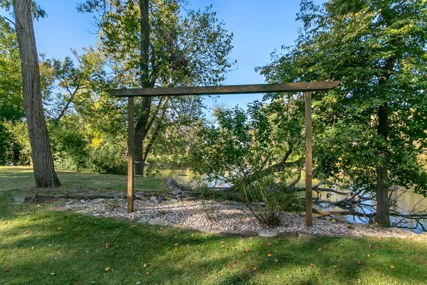 $699,900 | 831 Island Baraboo Wi 53913, Baraboo, WI 53913