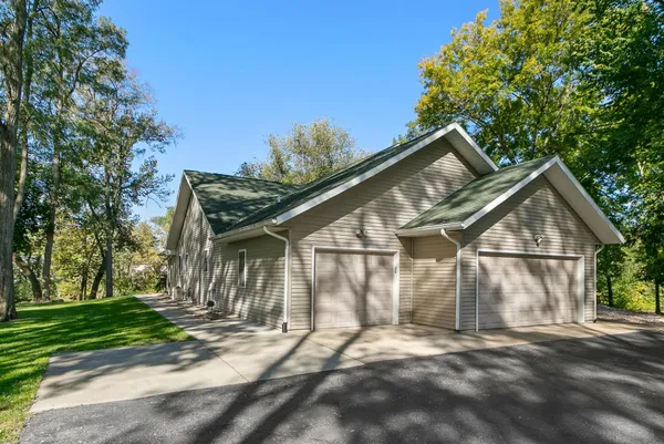 $699,900 | 831 Island Baraboo Wi 53913, Baraboo, WI 53913