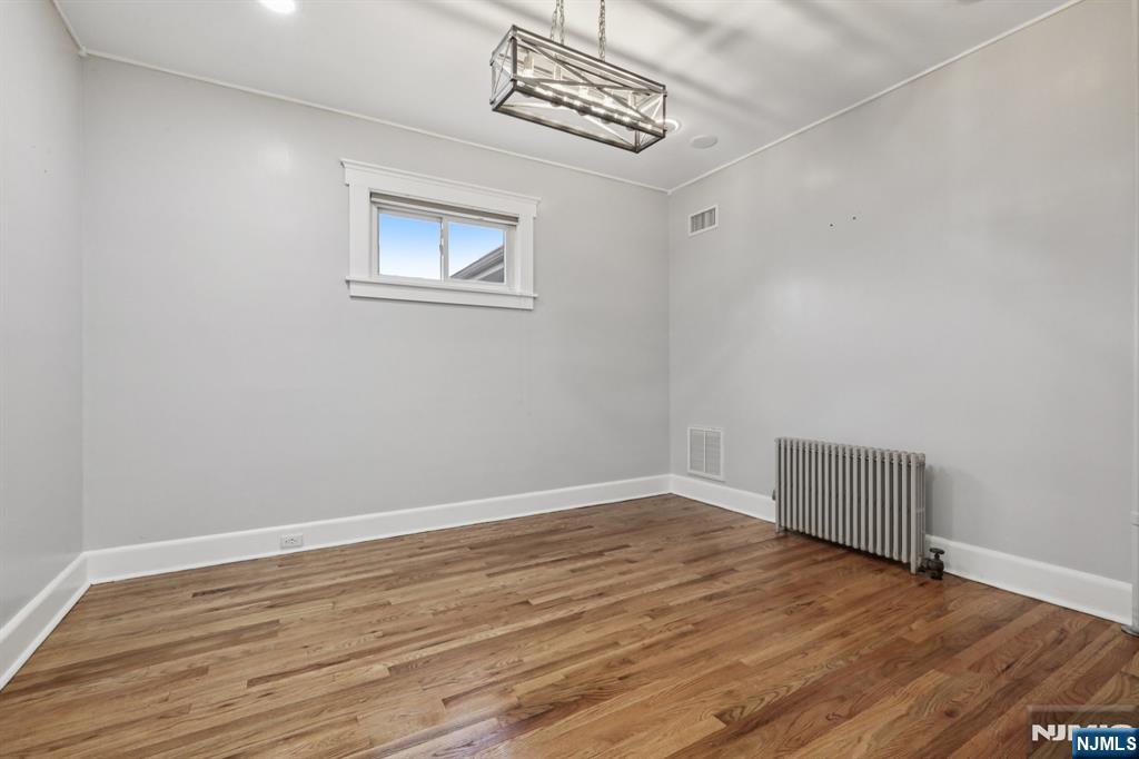 56 Gordon Street Ridgefield Park, NJ 07660 - Photo 9 of 38
