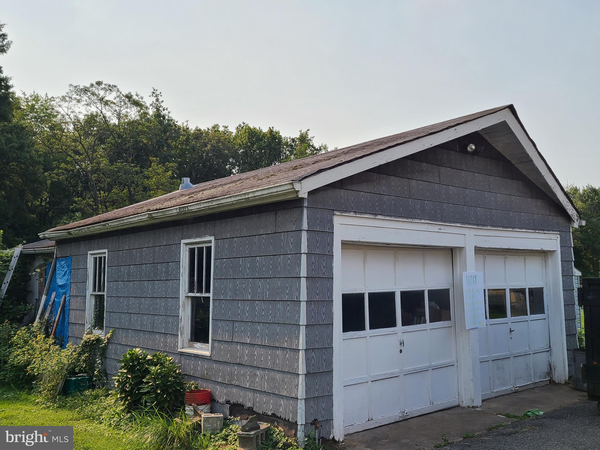 615 Wampler Road Baltimore, MD 21220 - Photo 4 of 37