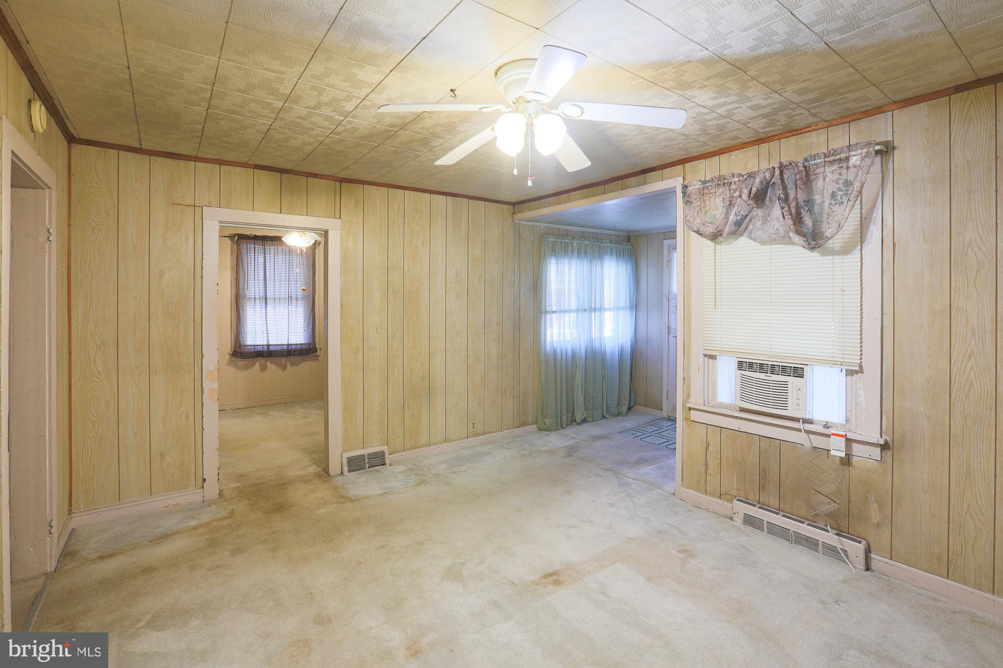 615 Wampler Road Baltimore, MD 21220 - Photo 8 of 37