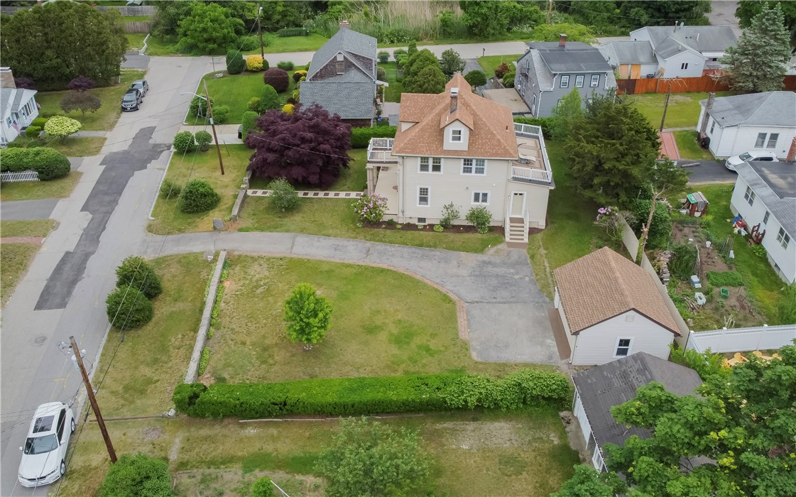 56 Park Road East Providence, RI 02915 - Photo 12 of 48