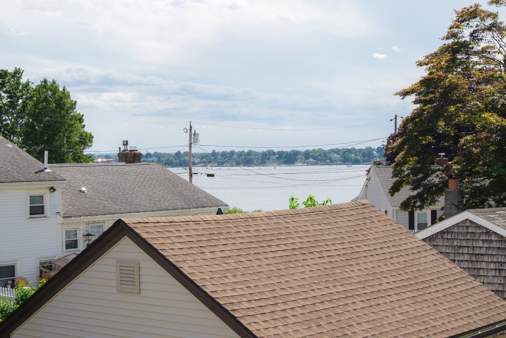 56 Park Road East Providence, RI 02915 - Photo 13 of 48