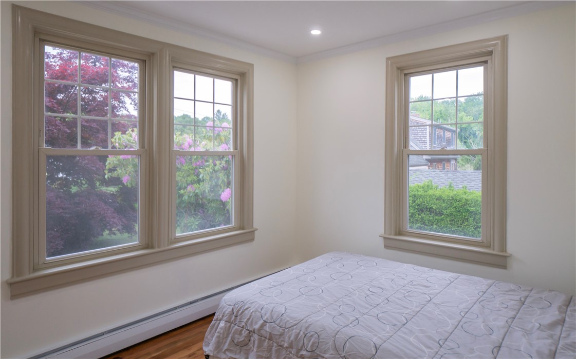 56 Park Road East Providence, RI 02915 - Photo 19 of 48