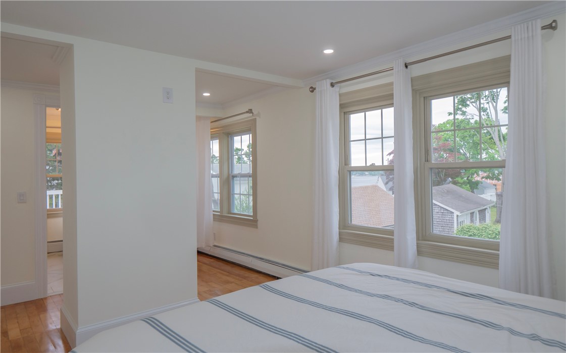 56 Park Road East Providence, RI 02915 - Photo 34 of 48