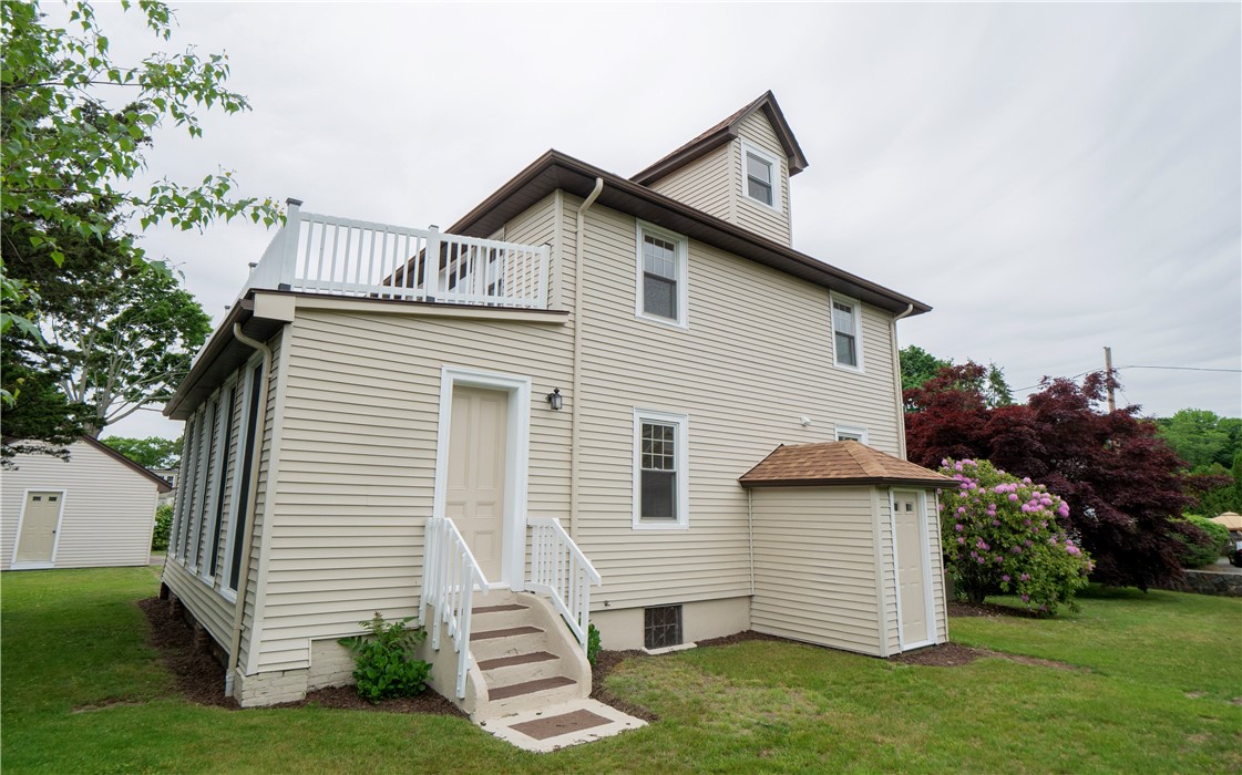 56 Park Road East Providence, RI 02915 - Photo 6 of 48