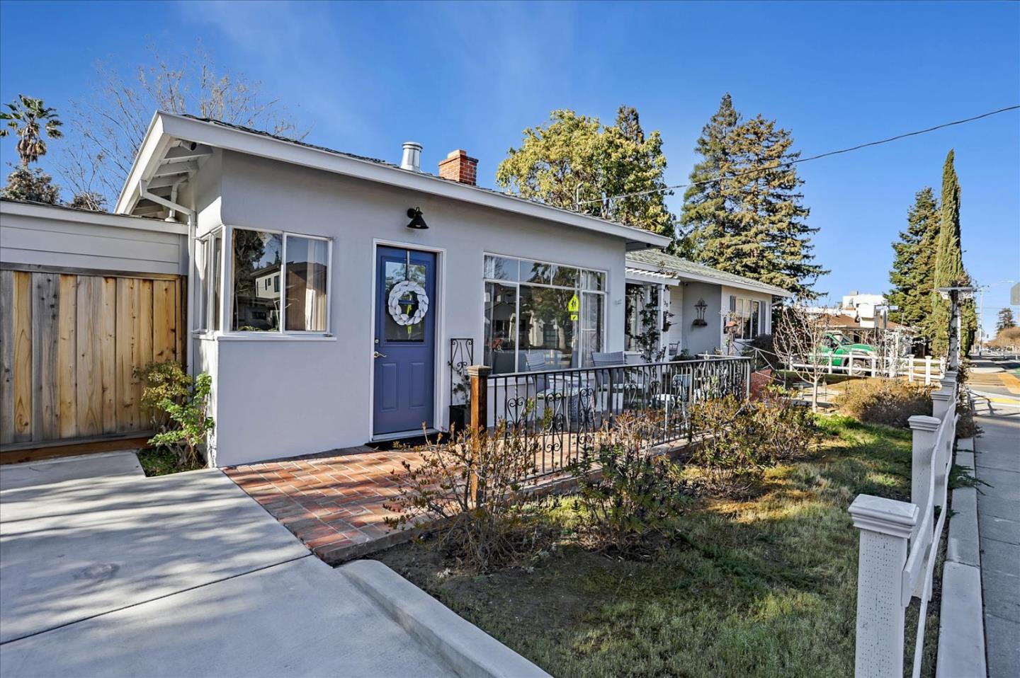 1130 Castro Street Mountain View, CA 94040 - Photo 26 of 37 a front view of a house with garden