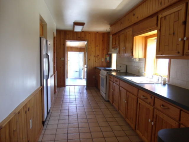13751 Carpenter Road Camden, MI 49232 - Photo 7 of 19 pics 015