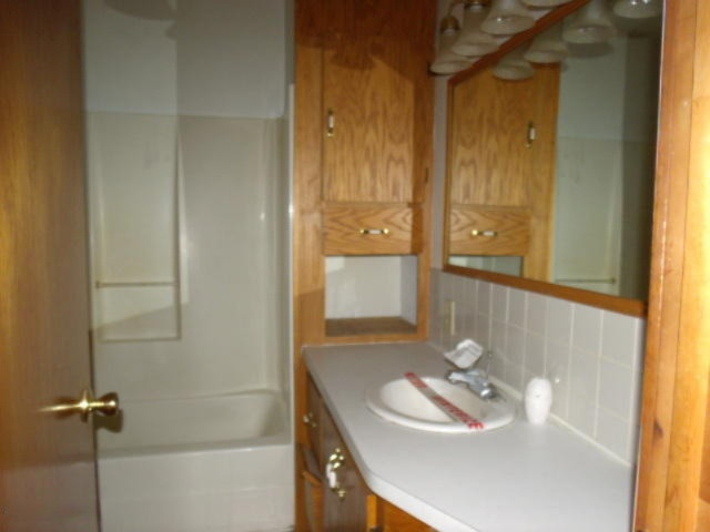 13751 Carpenter Road Camden, MI 49232 - Photo 8 of 19 pics 016
