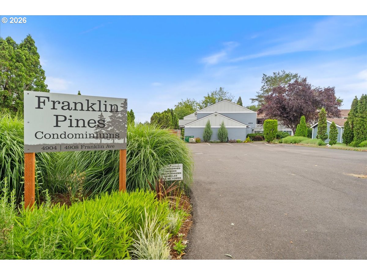 4904 Southwest Franklin Avenue, Unit 2 Beaverton, OR 97005 - Photo 21 of 24