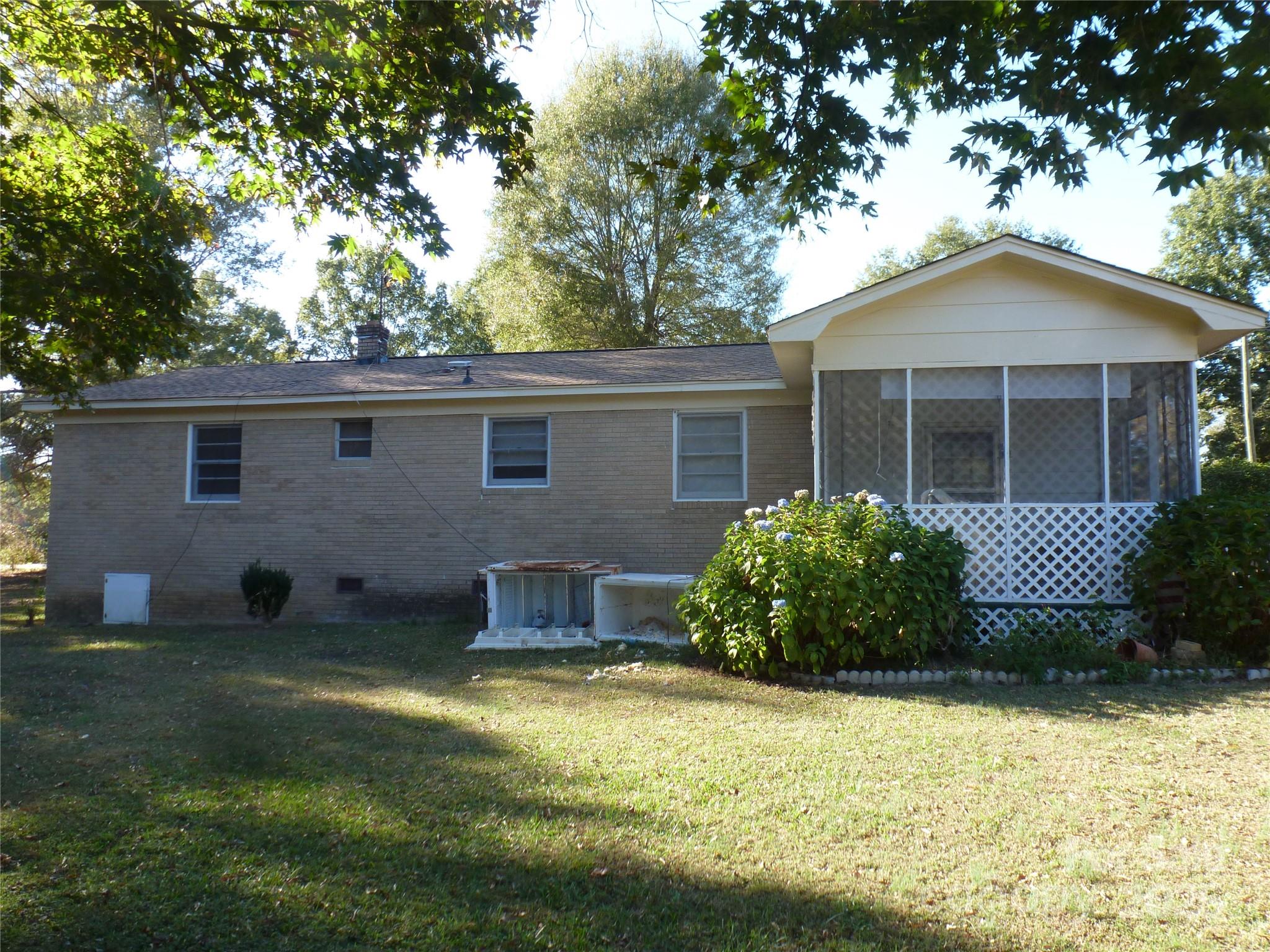 357 Faulkenberry Road Pageland, SC 29728 - Photo 2 of 22 Gallery Image 2