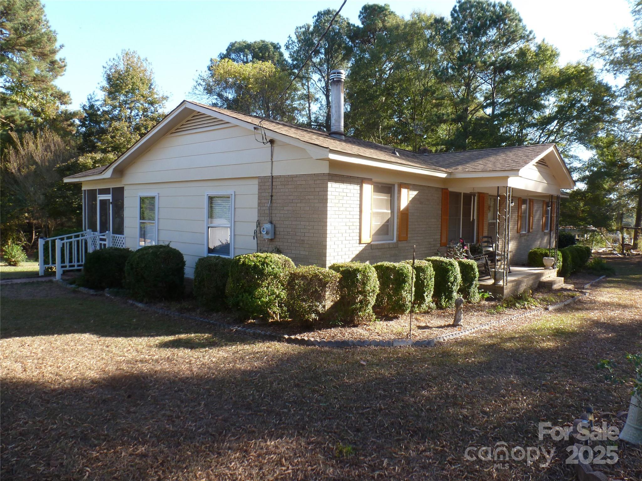 357 Faulkenberry Road Pageland, SC 29728 - Photo 3 of 22 Gallery Image 3