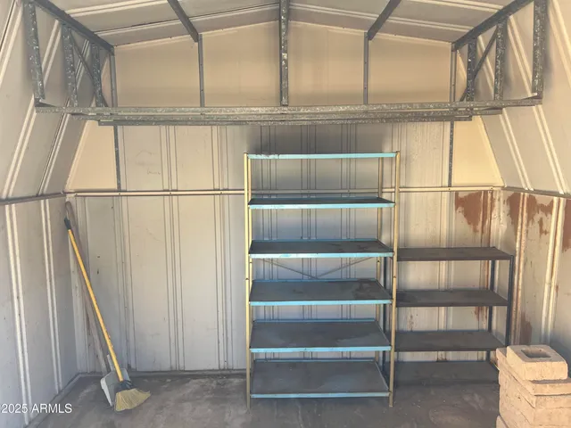 a view of an outdoor space