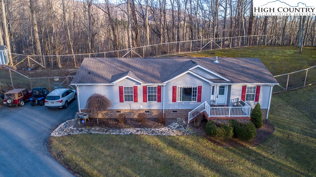 336 Joe Shoemaker Road Vilas, NC 28692 - Photo 13 of 42 Gallery Image 13
