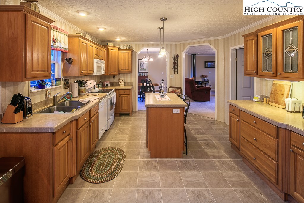 336 Joe Shoemaker Road Vilas, NC 28692 - Photo 24 of 42 Gallery Image 24