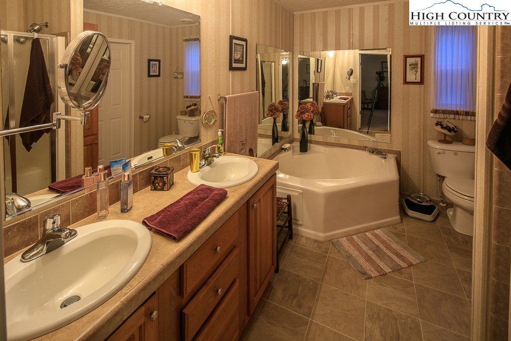 336 Joe Shoemaker Road Vilas, NC 28692 - Photo 34 of 42 Gallery Image 34